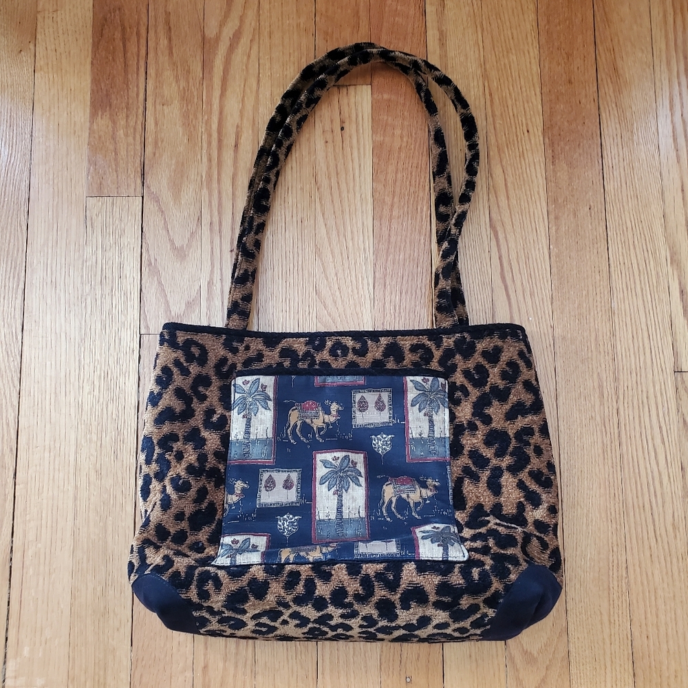 Vintage Dusty Hampden Designs Made In USA Cheetach Print Fabric Handbag